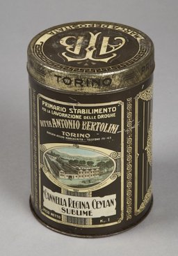 Scatola cilindrica in latta di colore bruno con raffigurazione della ditta Bertolini di Torino
